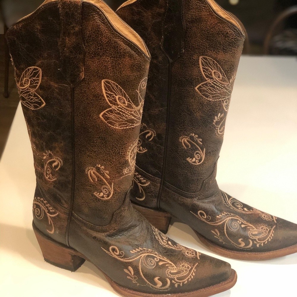 Women's western boots